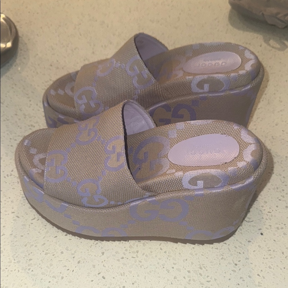 Gucci Purple Platform Shoes with Elevated Style
